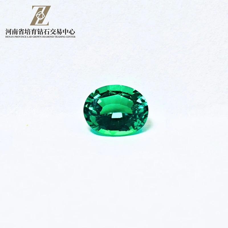 2.207 Carat Lab-Búið til kólumbískur-Color Emerald Cabochon